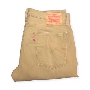 beige Levi jeans 513 31x30